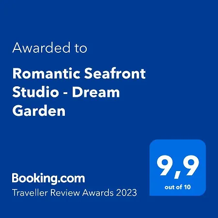 Tatil Evi Romantic Seafront Studio - Dream Garden Platanidia