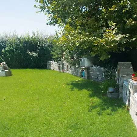 Tatil Evi Romantic Seafront Studio - Dream Garden *
